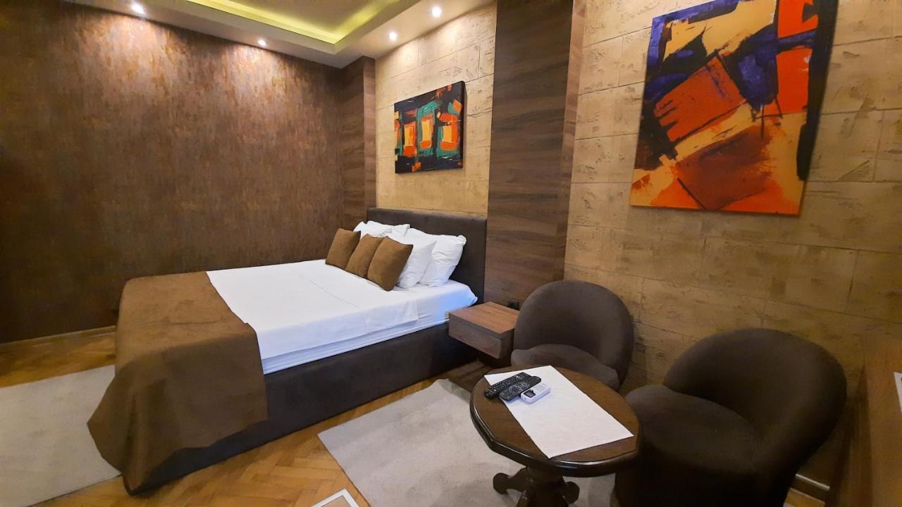Stan Na Dan Apartman D Lux Jacuzzi كراغوييفاك المظهر الخارجي الصورة