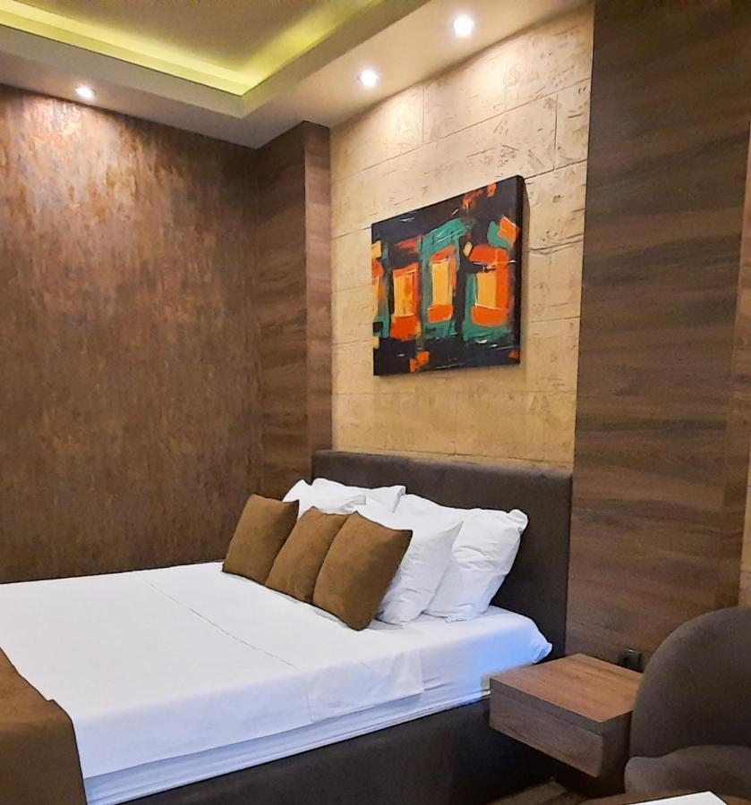 Stan Na Dan Apartman D Lux Jacuzzi كراغوييفاك المظهر الخارجي الصورة