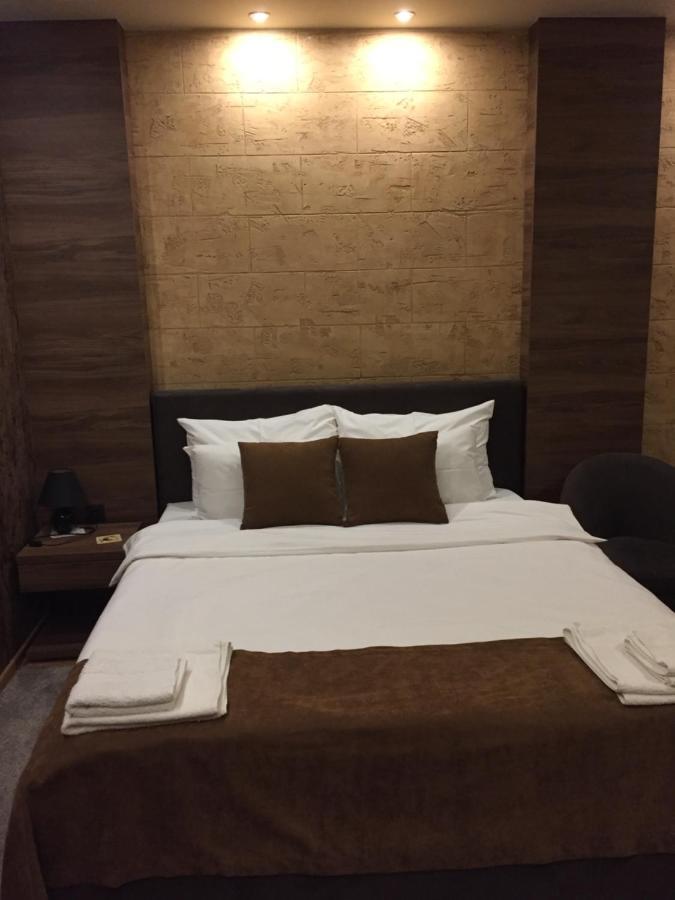 Stan Na Dan Apartman D Lux Jacuzzi كراغوييفاك المظهر الخارجي الصورة
