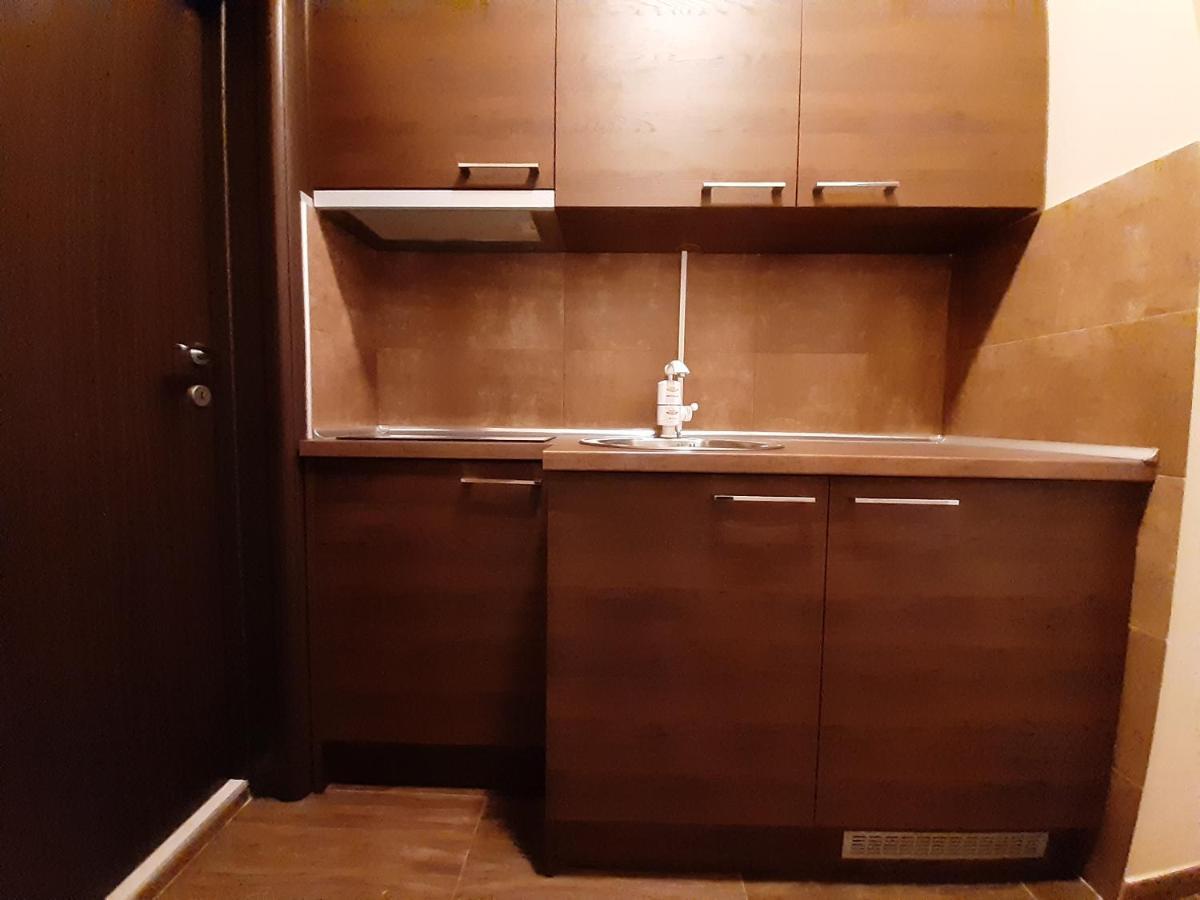 Stan Na Dan Apartman D Lux Jacuzzi كراغوييفاك المظهر الخارجي الصورة